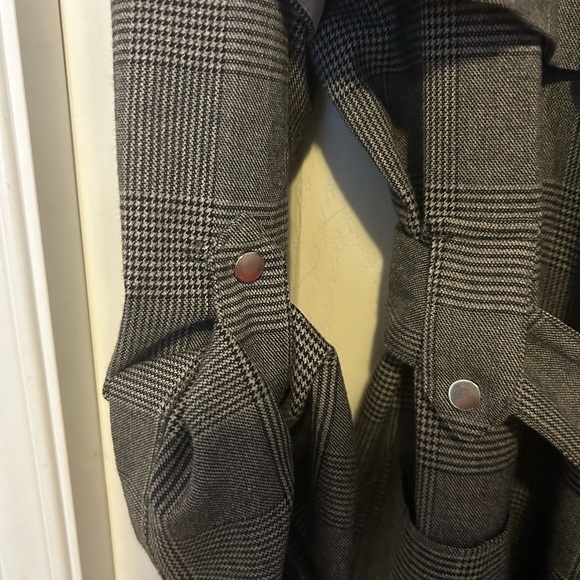 Black tape trench coat in plaid - Picture 9 of 9